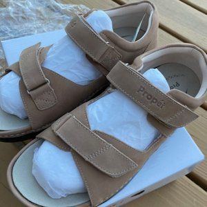 Propét Women's W0089 Pedic Walker Sandal 9X (2E)  New Buck